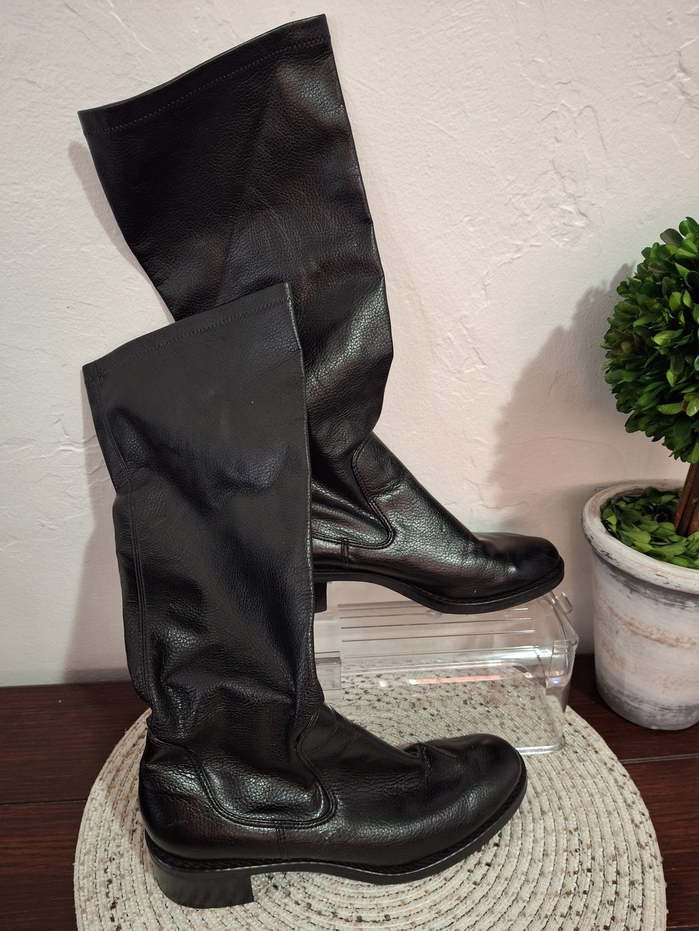 Women's Franco Sarto Black Knee Boots Size 6.5.